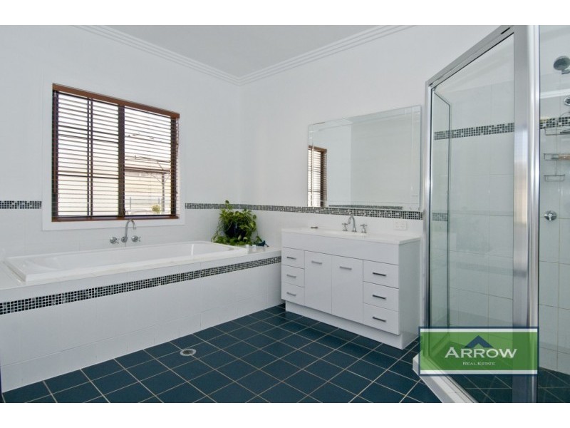 19 Beethoven Court, South Maclean QLD 4280