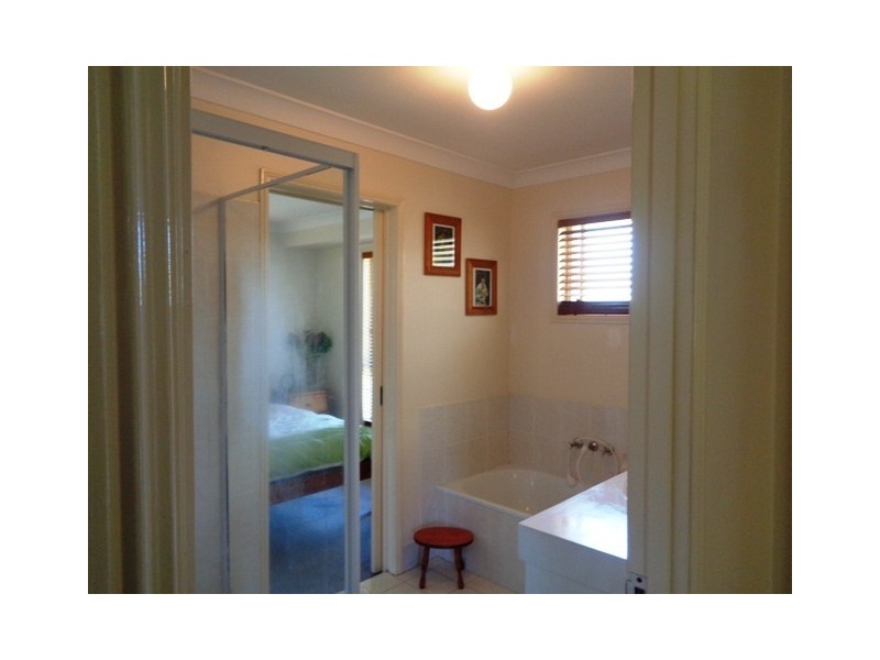 15 Samantha Street, Boronia Heights QLD 4124