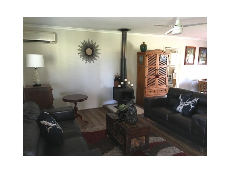 8 Hobwee Street, Veresdale QLD 4285