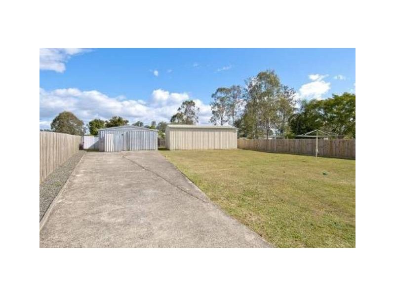 11 Sales Street, Jimboomba QLD 4280