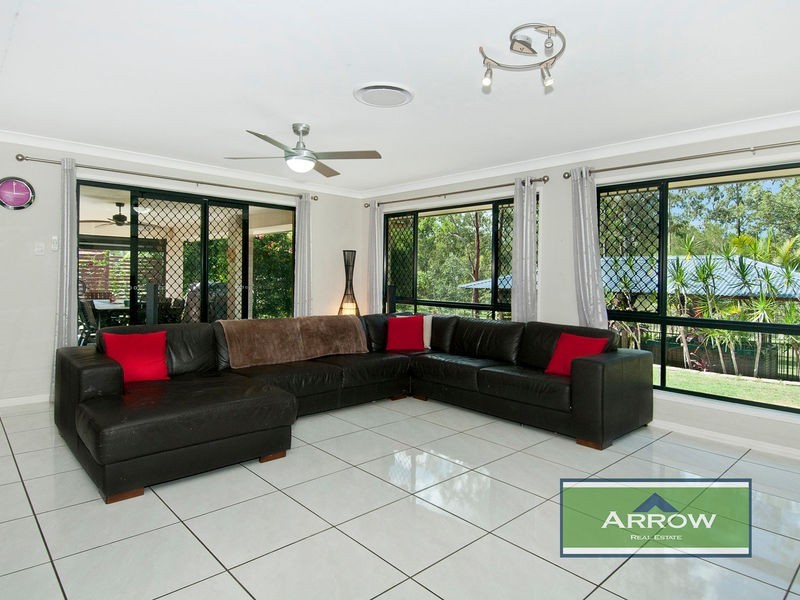 233 Equestrian Drive, New Beith QLD 4124
