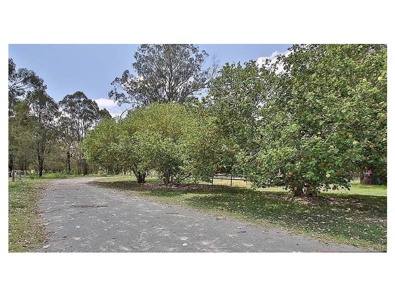 31 Glenlogan Court, Jimboomba QLD 4280