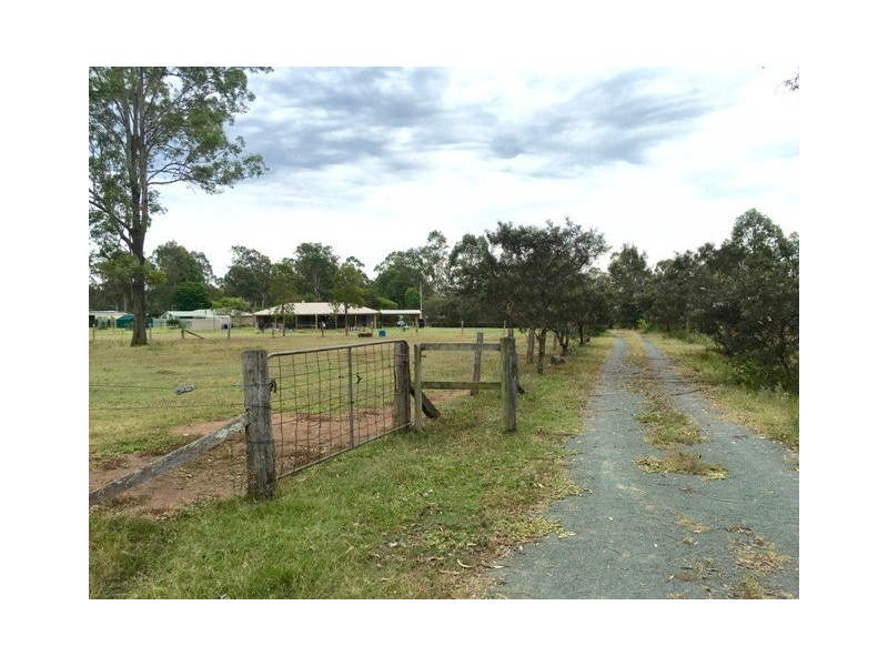 31 Glenlogan Court, Jimboomba QLD 4280