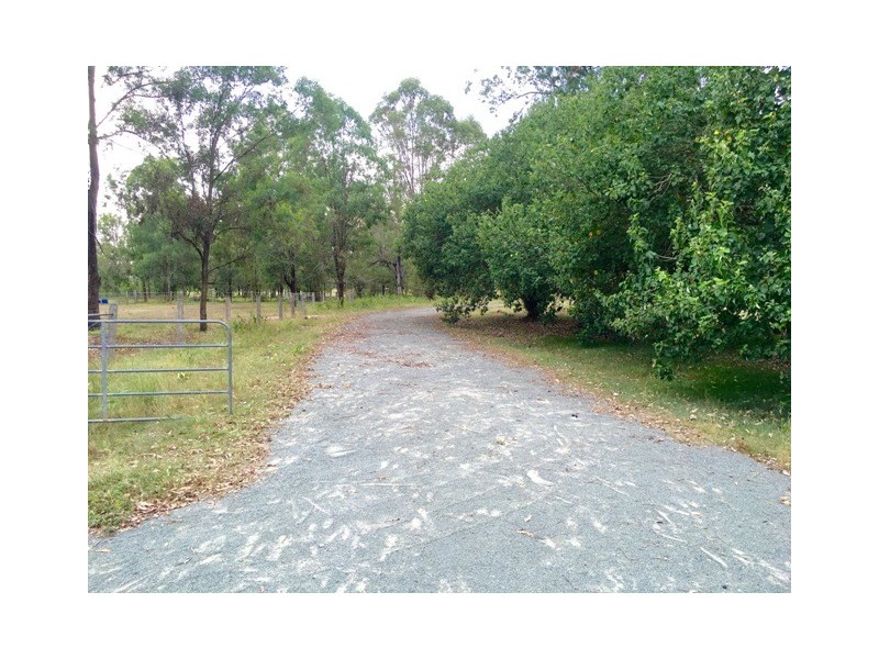 31 Glenlogan Court, Jimboomba QLD 4280