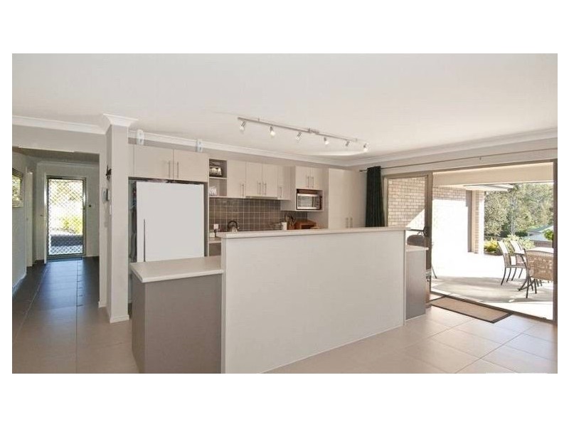 25-27 Maggie Court, Cedar Vale QLD 4285