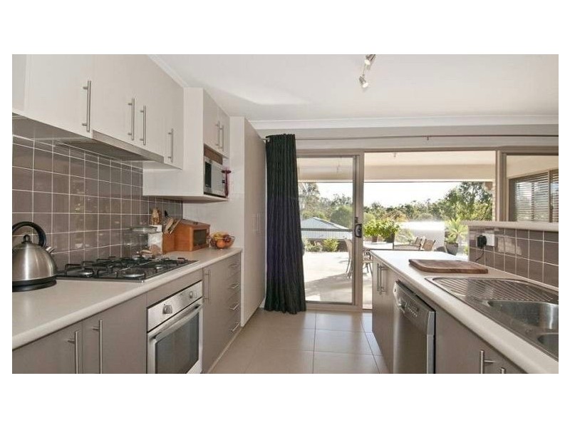 25-27 Maggie Court, Cedar Vale QLD 4285