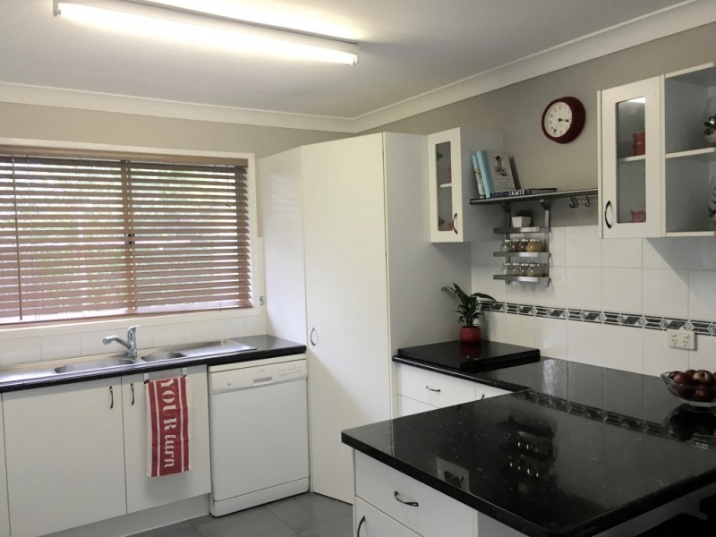 11 Piper Court, Boronia Heights QLD 4124
