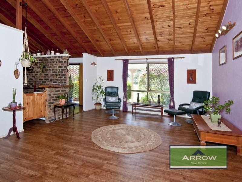 134 Smailes Road, North Maclean QLD 4280