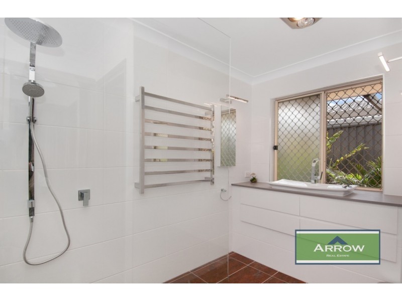 6 Ethion Drive, Regents Park QLD 4118