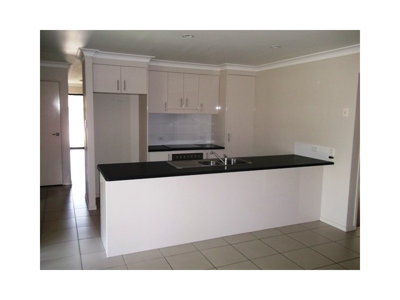 30 Quinn Close, Augustine Heights QLD 4300