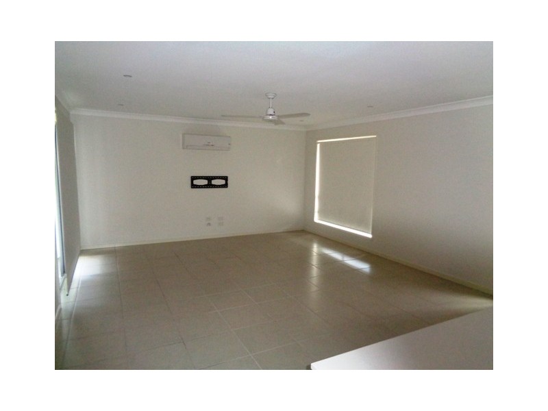 18 Ridgecrest Drive, Jimboomba QLD 4280