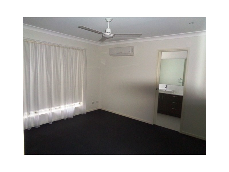 18 Ridgecrest Drive, Jimboomba QLD 4280