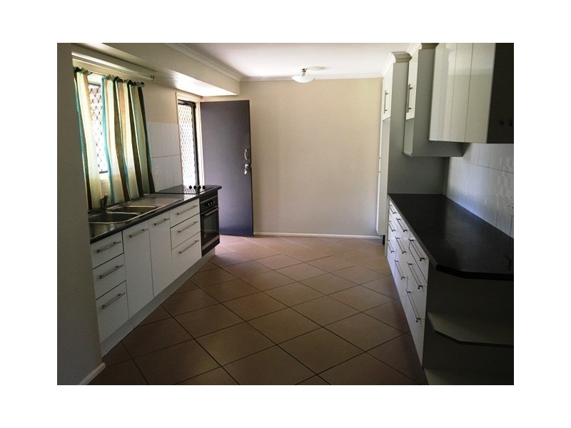 Crestmead QLD 4132