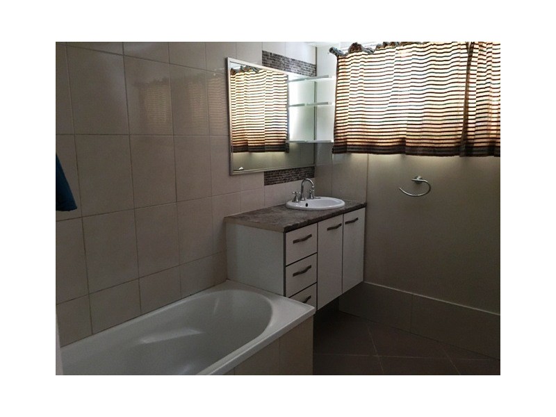 Crestmead QLD 4132