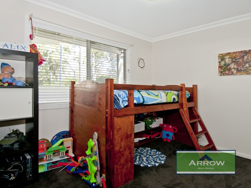 91 Aberdeen Road, North Maclean QLD 4280