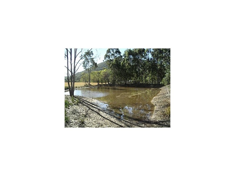 7237 Cunningham Hwy, Mount Edwards QLD 4309