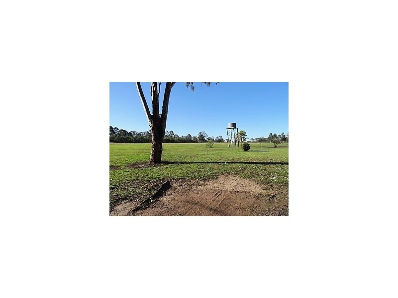 7237 Cunningham Hwy, Mount Edwards QLD 4309