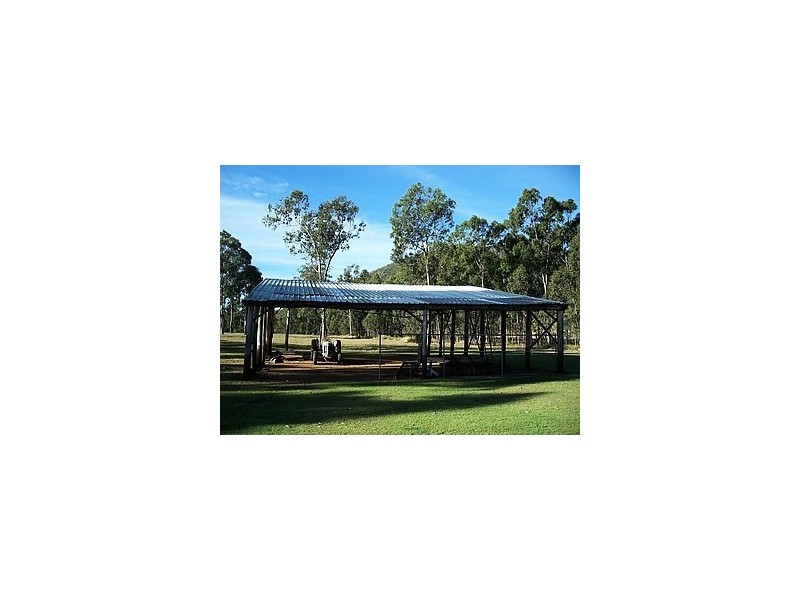 7237 Cunningham Hwy, Mount Edwards QLD 4309