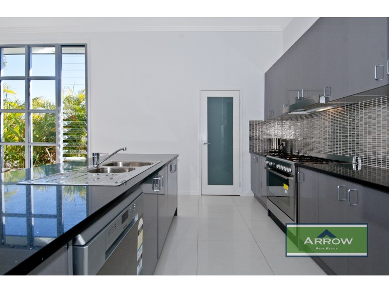 16 Treetops Street, Yarrabilba QLD 4207