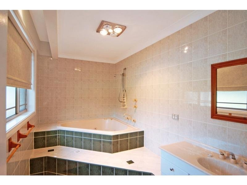 143 Albatross Road, Nowra Hill NSW 2540