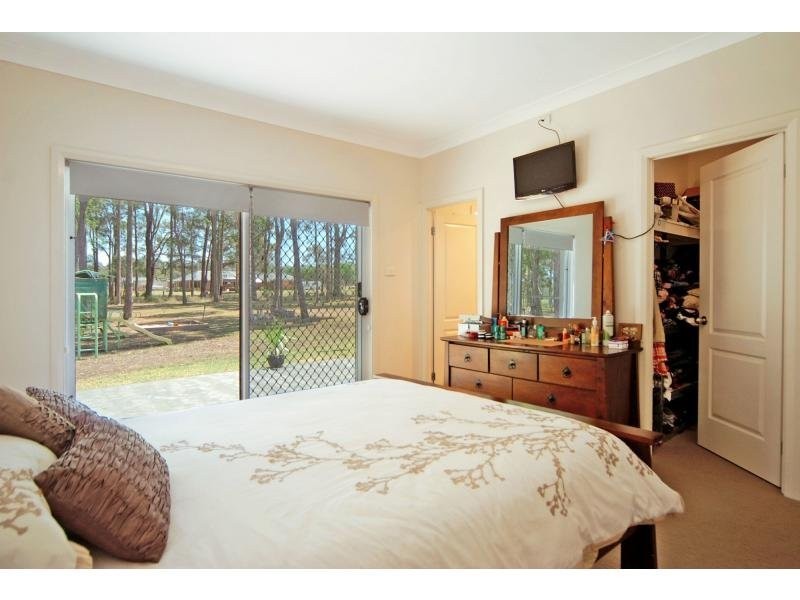 6 Burralee Drive, Worrigee NSW 2540