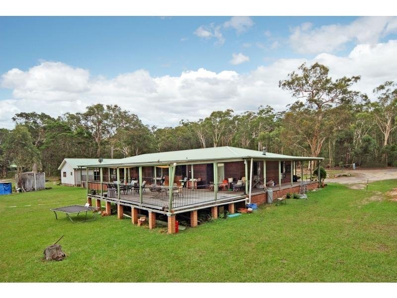 124 Watt Road, Falls Creek NSW 2540