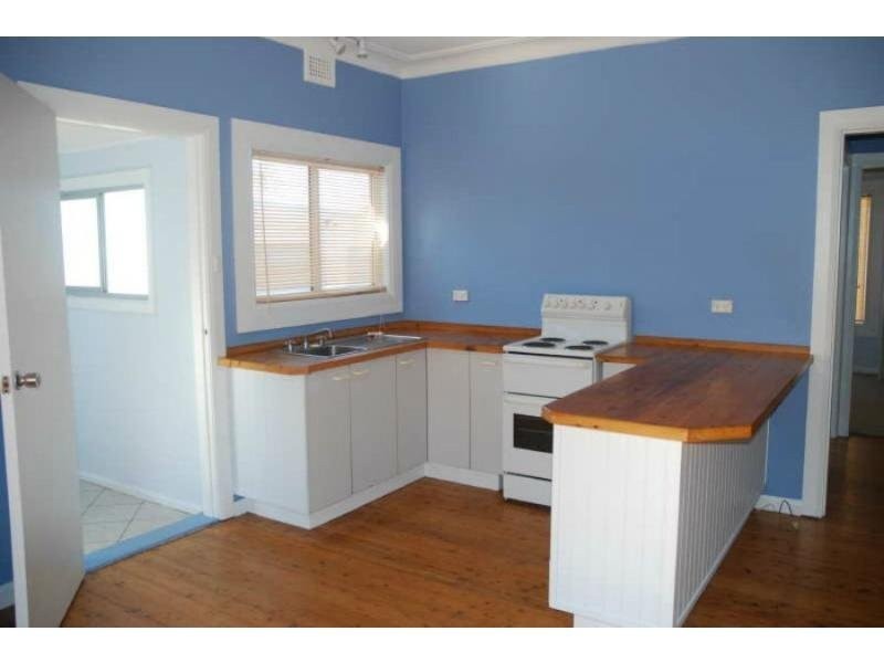 65 St Anns Street, Nowra NSW 2541