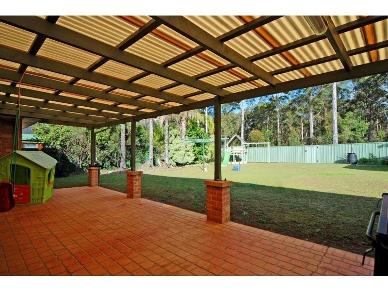 19 Rannoch Drive, West Nowra NSW 2541