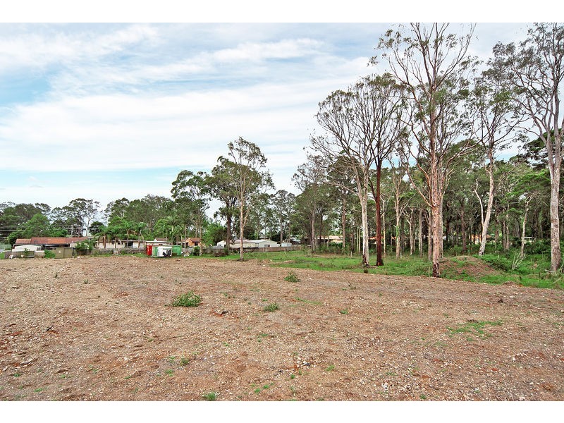 60 Hillcrest Avenue, South Nowra NSW 2541