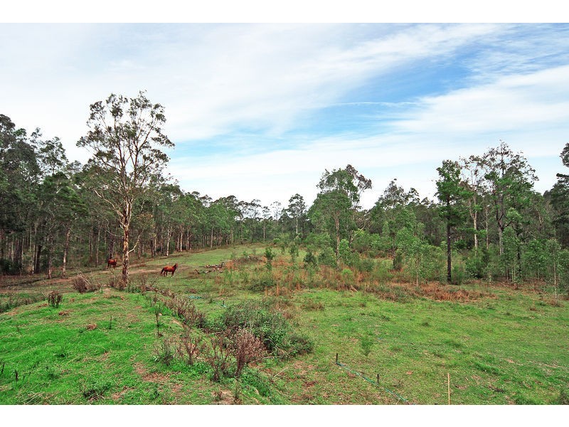 60 Hillcrest Avenue, South Nowra NSW 2541
