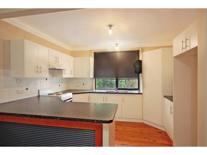 16 Maclean Street, Nowra NSW 2541