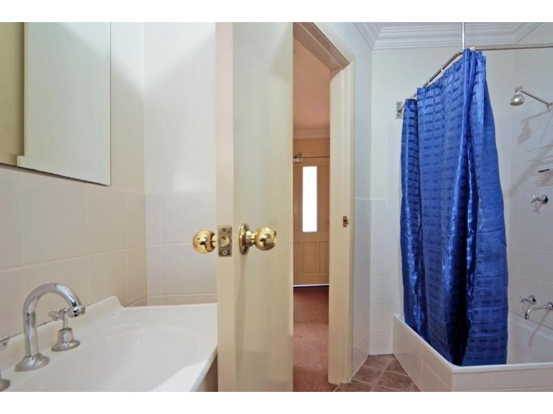 16 Maclean Street, Nowra NSW 2541