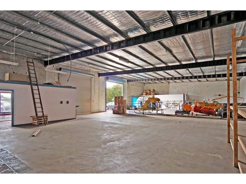 2 & 3/13 Geary Place, North Nowra NSW 2541