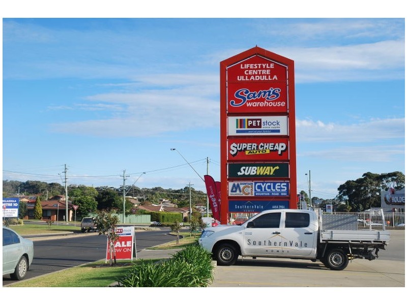 Shop 2/160 Princes Highway, Ulladulla NSW 2539