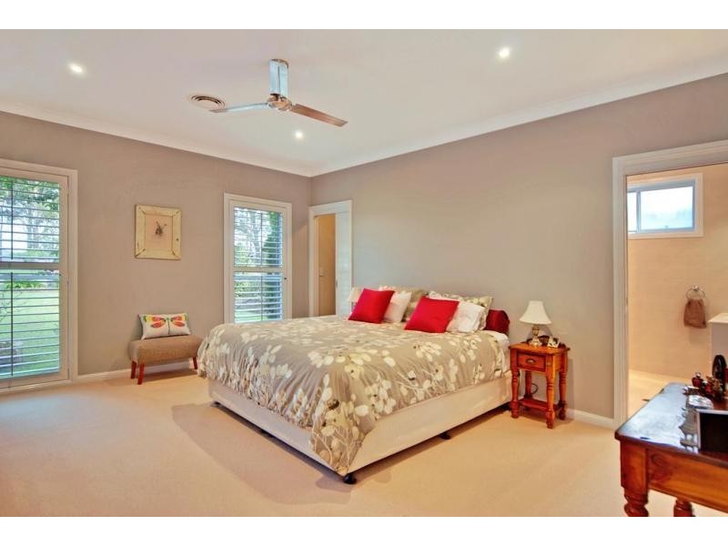 14 The Garden Walk, Worrigee NSW 2540