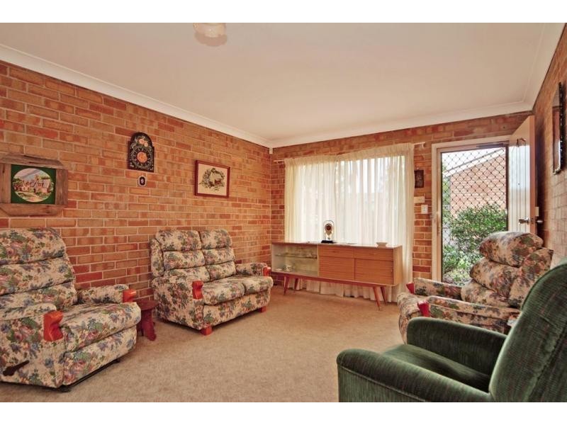1/42 Lyndhurst Drive, Bomaderry NSW 2541