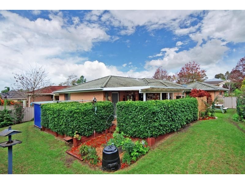 6 Gardenia Crescent, Bomaderry NSW 2541