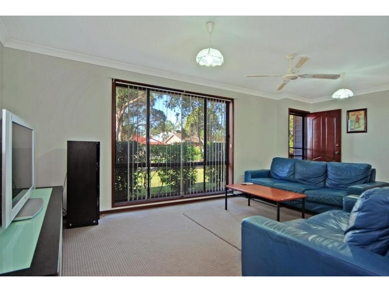 2 Melaleuca Place, Bomaderry NSW 2541