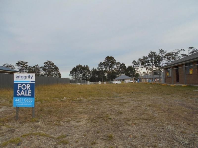 6 Firetail Road, South Nowra NSW 2541