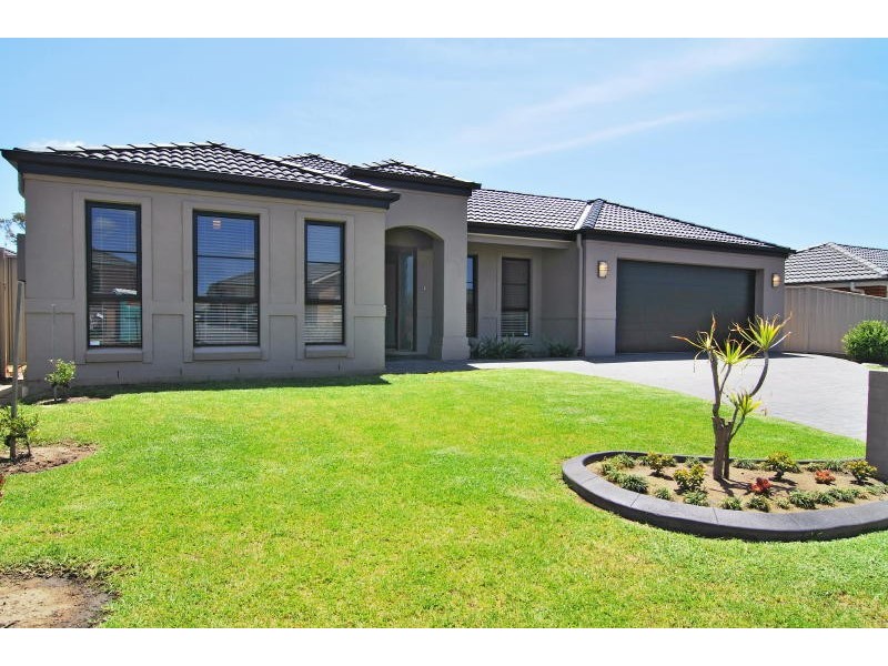 14 Riveroak Road, Worrigee NSW 2540