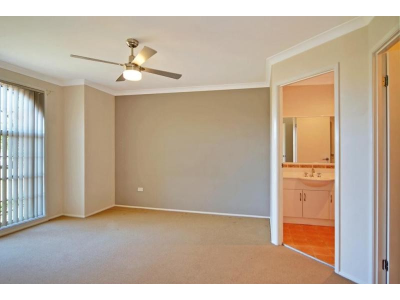 36 Kardella Avenue, Nowra NSW 2541