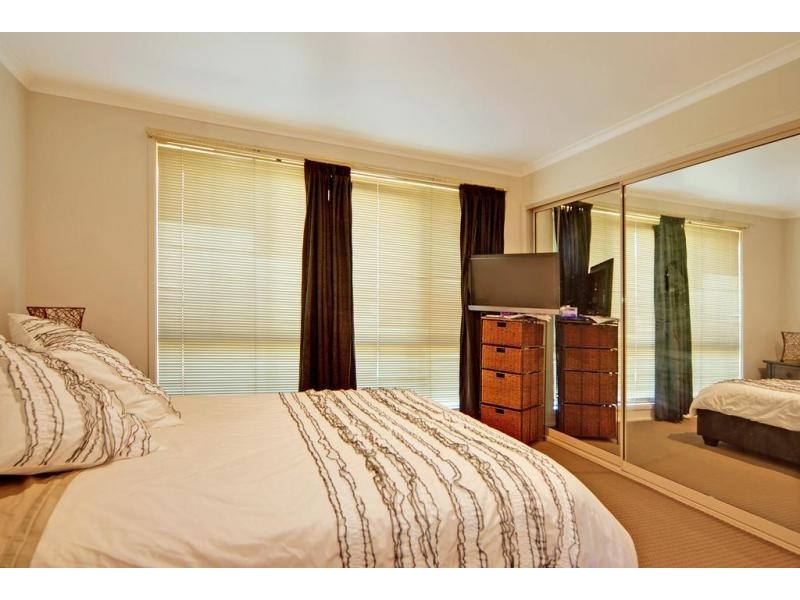 3 Sutherland Drive, North Nowra NSW 2541