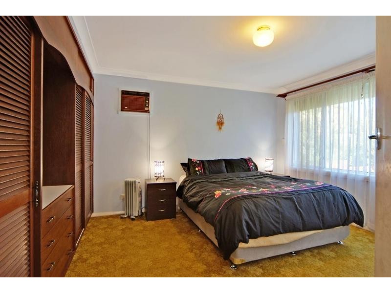 18 Colyer Avenue, Nowra NSW 2541