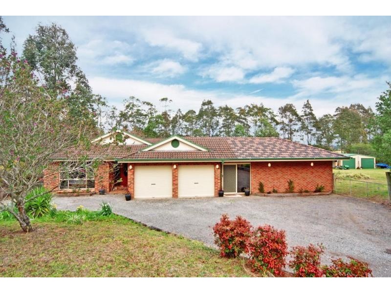 21 Tartarian Crescent, Bomaderry NSW 2541