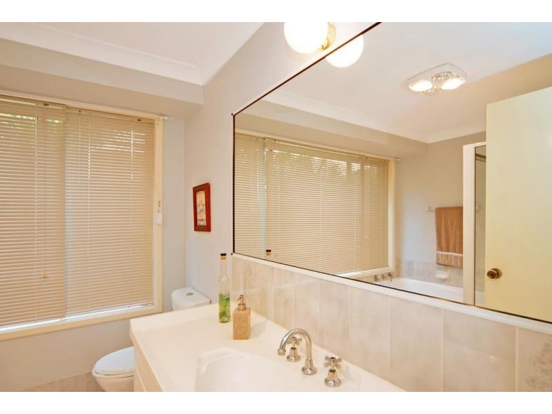 4 Tummell Close, West Nowra NSW 2541