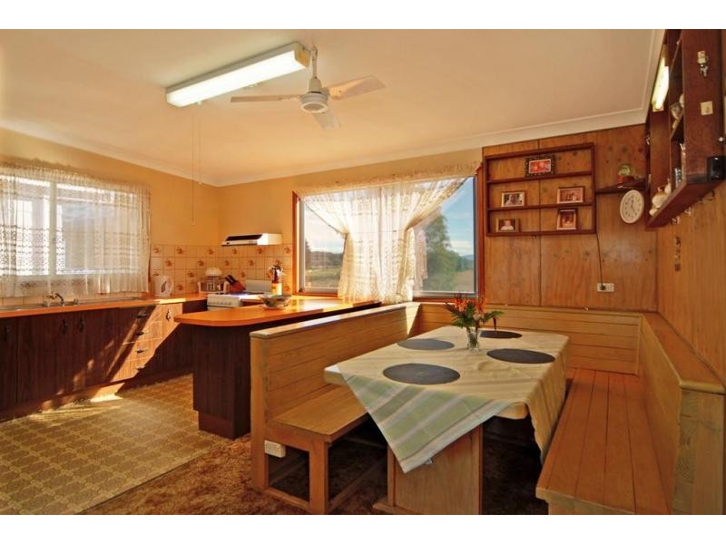 15 Bailey Avenue, Greenwell Point NSW 2540