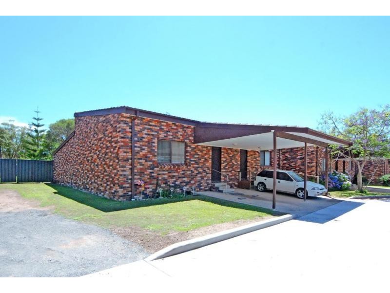 8/49 Brinawarr Street, Bomaderry NSW 2541