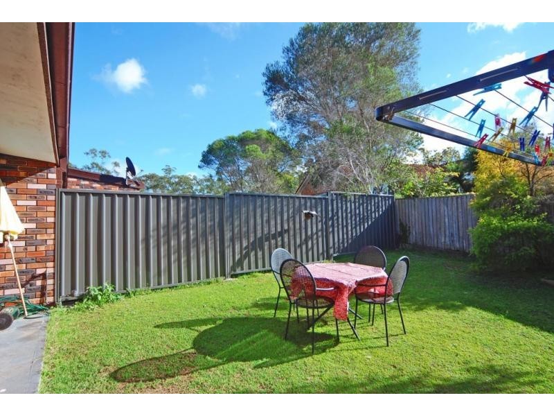 8/49 Brinawarr Street, Bomaderry NSW 2541