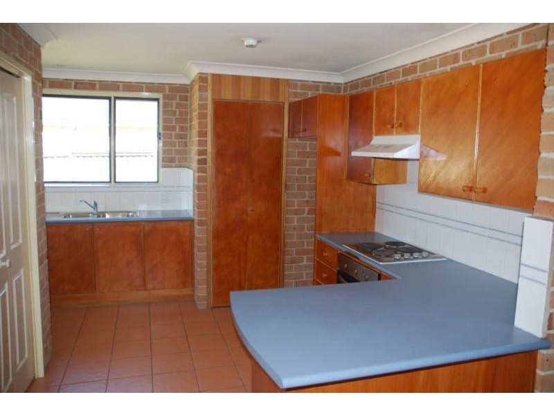13 Robinia Way, Worrigee NSW 2540