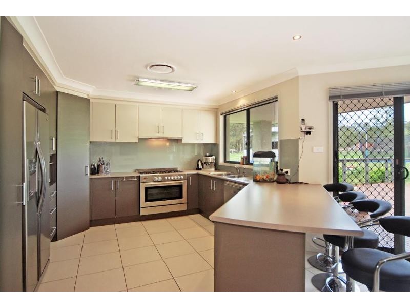 15 Cardwell Drive, Nowra Hill NSW 2540